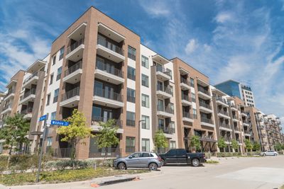 Is Essex Property Stock Underperforming the Nasdaq?